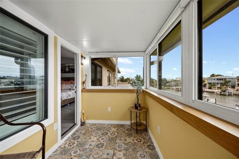 Adosado en venta en Dunedin, Florida, 3 dormitorios, 193.79 m2 № 2132436 - foto 11
