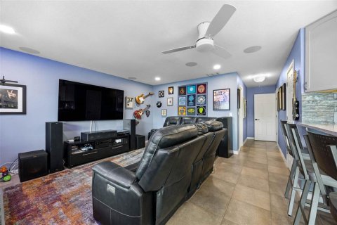 Adosado en venta en Dunedin, Florida, 3 dormitorios, 193.79 m2 № 2132436 - foto 12