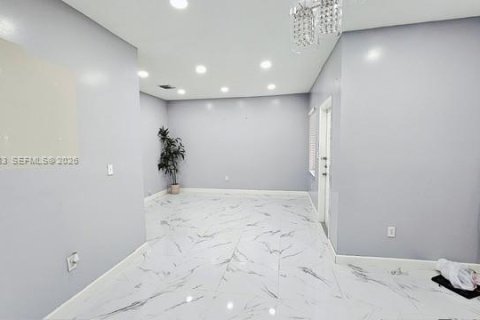 Купить таунхаус в Майами, Флорида 4 спальни, 157.75м2, № 2049622 - фото 6