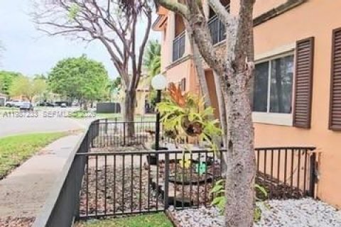 Купить таунхаус в Майами, Флорида 4 спальни, 157.75м2, № 2049622 - фото 3