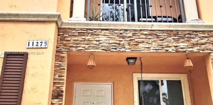 Таунхаус в Майами, Флорида 4 спальни, 157.75м2 № 2049622