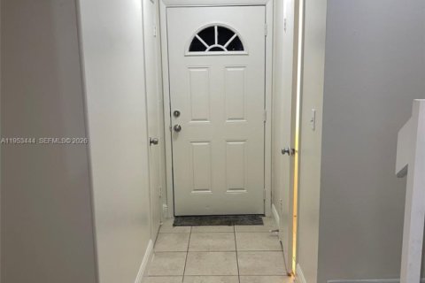 Copropriété à louer à Sunrise, Floride: 3 chambres, 133.78 m2 № 2025851 - photo 10