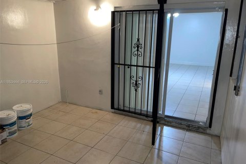 Copropriété à louer à Sunrise, Floride: 3 chambres, 133.78 m2 № 2025851 - photo 17