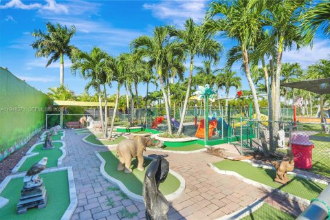 Купить коммерческую недвижимость в Майами, Флорида № 2054304 - фото 27