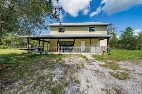 House in Eustis, Florida 2 bedrooms, 98.66 sq.m. № 2304958