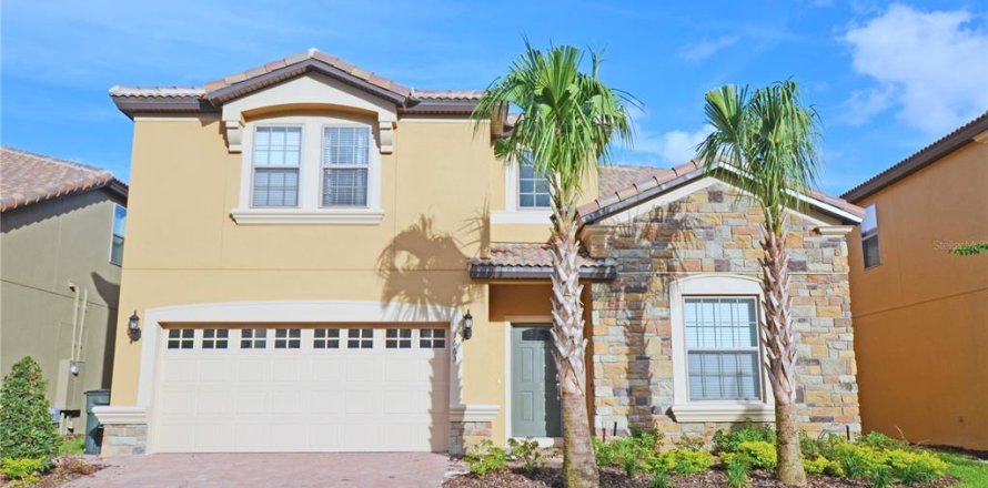 Casa en Kissimmee, Florida 8 dormitorios, 375.42 m2 № 1680300
