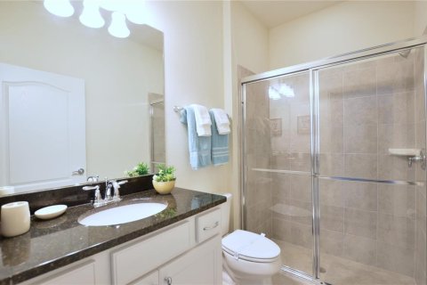 Casa en venta en Kissimmee, Florida, 8 dormitorios, 375.42 m2 № 1680300 - foto 19