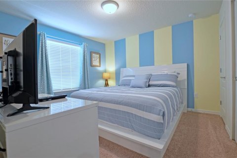 Casa en venta en Kissimmee, Florida, 8 dormitorios, 375.42 m2 № 1680300 - foto 29