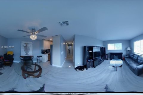 Condo in Sunrise, Florida, 3 bedrooms  № 1894247 - photo 2