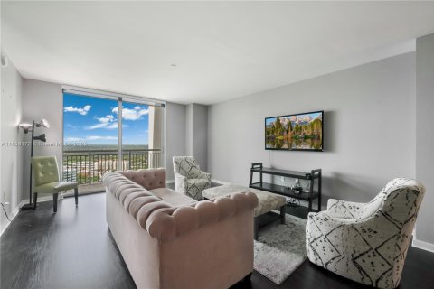 Купить кондоминиум в Майами, Флорида 2 спальни, 125.42м2, № 2036353 - фото 12