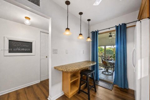 Condo in Deerfield Beach, Florida, 2 bedrooms № 2087876 - photo 10