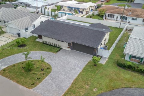 Villa ou maison à vendre à Fort Lauderdale, Floride: 3 chambres, 163.32 m2 № 1967050 - photo 7