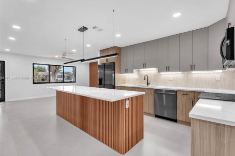 Villa ou maison à vendre à Fort Lauderdale, Floride: 3 chambres, 163.32 m2 № 1967050 - photo 21