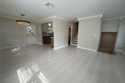 Villa ou maison à vendre à Sarasota, Floride: 3 chambres, 139.54 m2 № 2390944 - photo 6