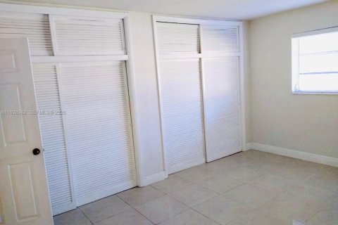 Appartement à louer à Miami, Floride: 1 chambre, 65.03 m2 № 1996275 - photo 14