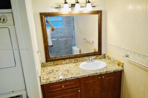 Appartement à louer à Miami, Floride: 1 chambre, 65.03 m2 № 1996275 - photo 8