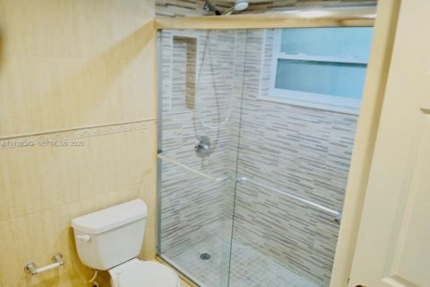 Appartement à louer à Miami, Floride: 1 chambre, 65.03 m2 № 1996275 - photo 7