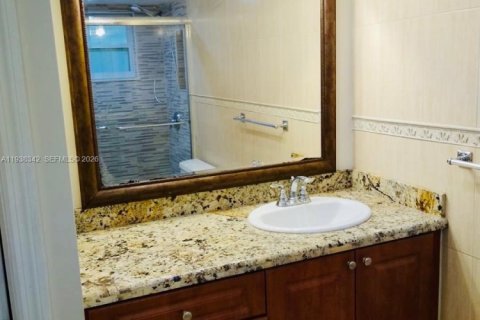 Appartement à louer à Miami, Floride: 1 chambre, 65.03 m2 № 1996275 - photo 11