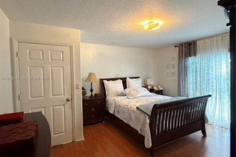 Купить кондоминиум в Дорал, Флорида 3 спальни, 119.84м2, № 2044069 - фото 7