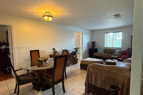 Купить кондоминиум в Дорал, Флорида 3 спальни, 119.84м2, № 2044069 - фото 5