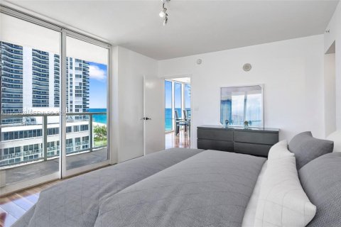 Copropriété à louer à Sunny Isles Beach, Floride: 2 chambres, 132.2 m2 № 1987521 - photo 9