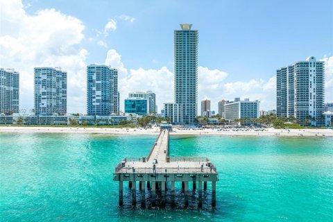 Copropriété à louer à Sunny Isles Beach, Floride: 2 chambres, 132.2 m2 № 1987521 - photo 25