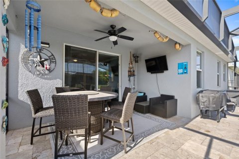 House in Orlando, Florida 3 bedrooms, 194.07 sq.m. № 2151551 - photo 15