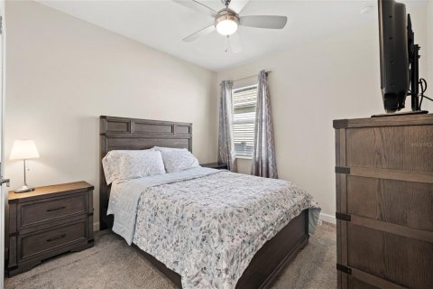 House in Orlando, Florida 3 bedrooms, 194.07 sq.m. № 2151551 - photo 9