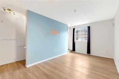 Купить кондоминиум в Майами, Флорида 2 спальни, 105.63м2, № 2036263 - фото 4