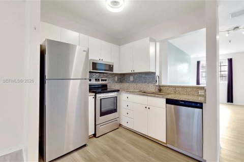 Купить кондоминиум в Майами, Флорида 2 спальни, 105.63м2, № 2036263 - фото 5