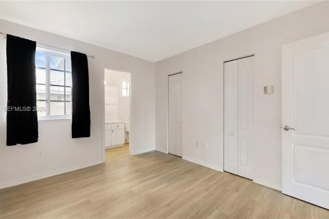 Купить кондоминиум в Майами, Флорида 2 спальни, 105.63м2, № 2036263 - фото 11