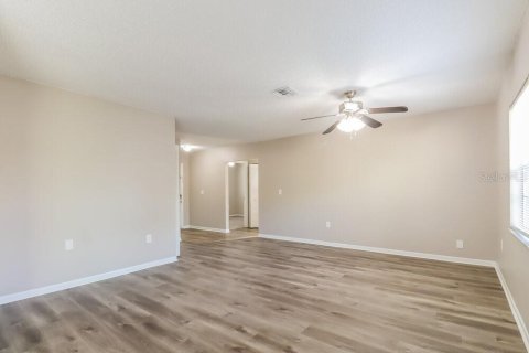 Casa en alquiler en Lakeland, Florida, 3 dormitorios, 113.34 m2 № 1869514 - foto 4