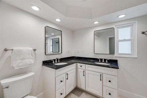 Villa ou maison à vendre à Clearwater, Floride: 4 chambres, 177.44 m2 № 1899965 - photo 19