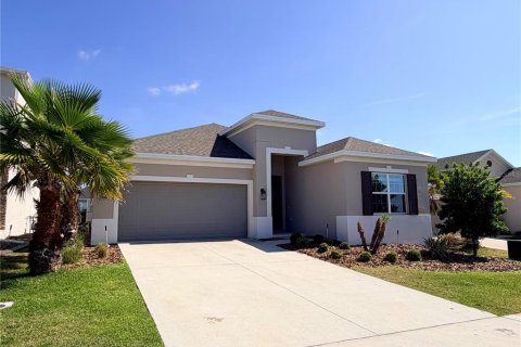 Villa ou maison à louer à Clermont, Floride: 4 chambres, 222.87 m2 № 2119257 - photo 2