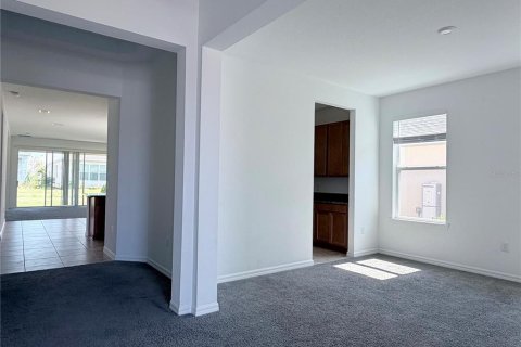 Villa ou maison à louer à Clermont, Floride: 4 chambres, 222.87 m2 № 2119257 - photo 6