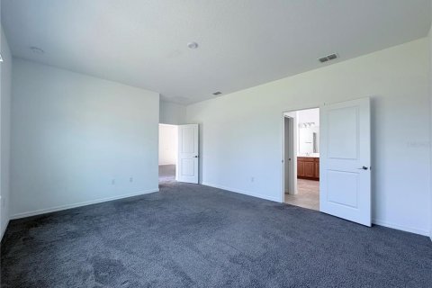 Villa ou maison à louer à Clermont, Floride: 4 chambres, 222.87 m2 № 2119257 - photo 15