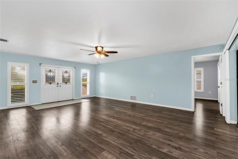House in Punta Gorda, Florida 3 bedrooms, 137.4 sq.m. № 2291071 - photo 10