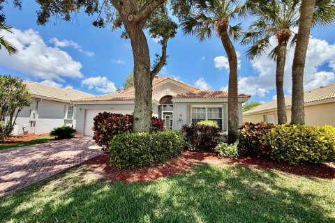 House in Boynton Beach, Florida 3 bedrooms, 165.55 sq.m. № 2247119