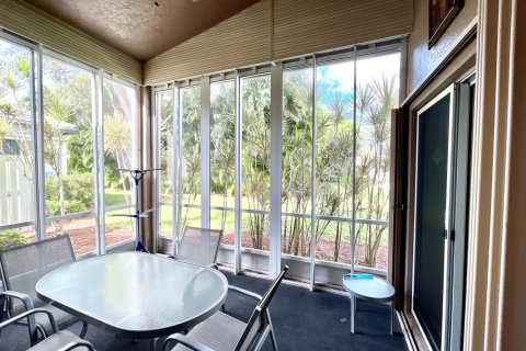 House in Boynton Beach, Florida 3 bedrooms, 165.55 sq.m. № 2247119 - photo 14