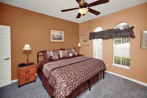 House in Davenport, Florida 6 bedrooms, 263.38 sq.m. № 1816564 - photo 28