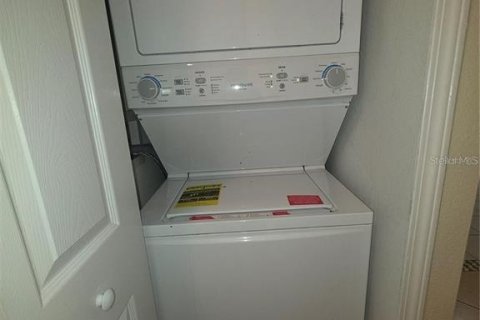 Снять в аренду кондоминиум в Ривервью, Флорида 1 комната, 106.93м2, № 2236094 - фото 7