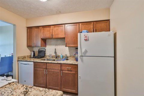 Appartement à louer à Seffner, Floride: 2 chambres, 83.61 m2 № 2345228 - photo 7