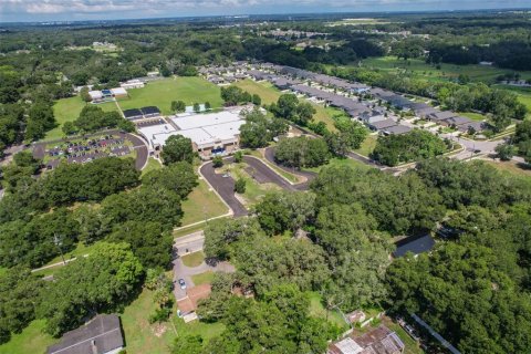 Appartement à louer à Seffner, Floride: 2 chambres, 83.61 m2 № 2345228 - photo 27