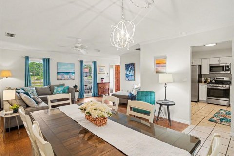Casa en venta en Bradenton, Florida, 2 dormitorios, 142.7 m2 № 2400196 - foto 11