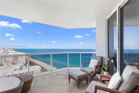Condominio en venta en Miami Beach, Florida, 2 dormitorios, 138.42 m2 № 1708131 - foto 18