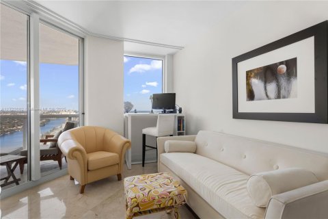 Condominio en venta en Miami Beach, Florida, 2 dormitorios, 138.42 m2 № 1708131 - foto 16