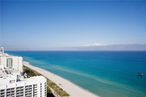 Condominio en venta en Miami Beach, Florida, 2 dormitorios, 138.42 m2 № 1708131 - foto 21