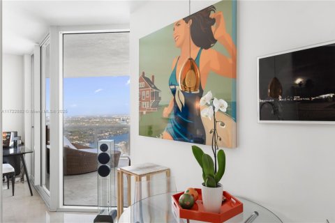 Condominio en venta en Miami Beach, Florida, 2 dormitorios, 138.42 m2 № 1708131 - foto 5