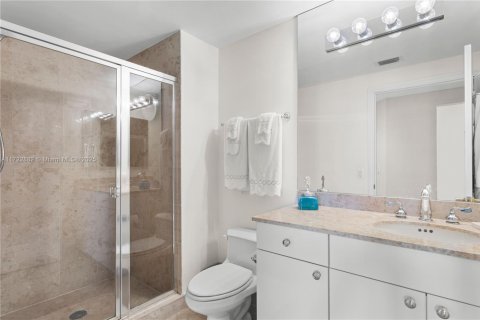 Condominio en venta en Miami Beach, Florida, 2 dormitorios, 138.42 m2 № 1708131 - foto 14