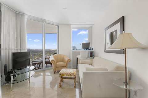 Condominio en venta en Miami Beach, Florida, 2 dormitorios, 138.42 m2 № 1708131 - foto 15